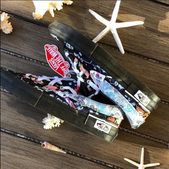🌴🌼VANS- SLIP ON’S CAP FLORALS SHOES🌼🌴 - Picture 14 of 14